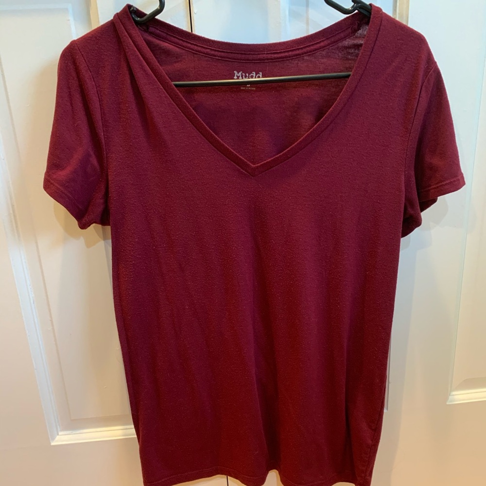 Women’s V-neck short sleeve